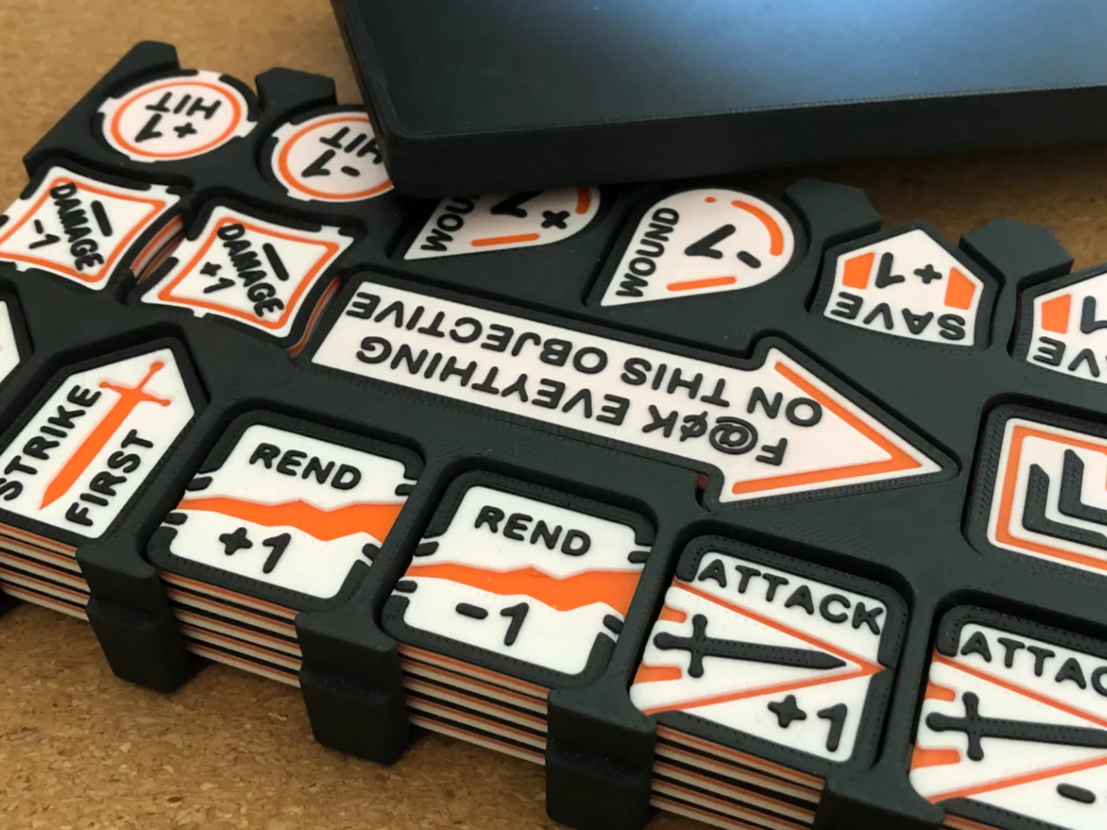 AoS-Compatible Reminder & Objective Tokens with Travel Box